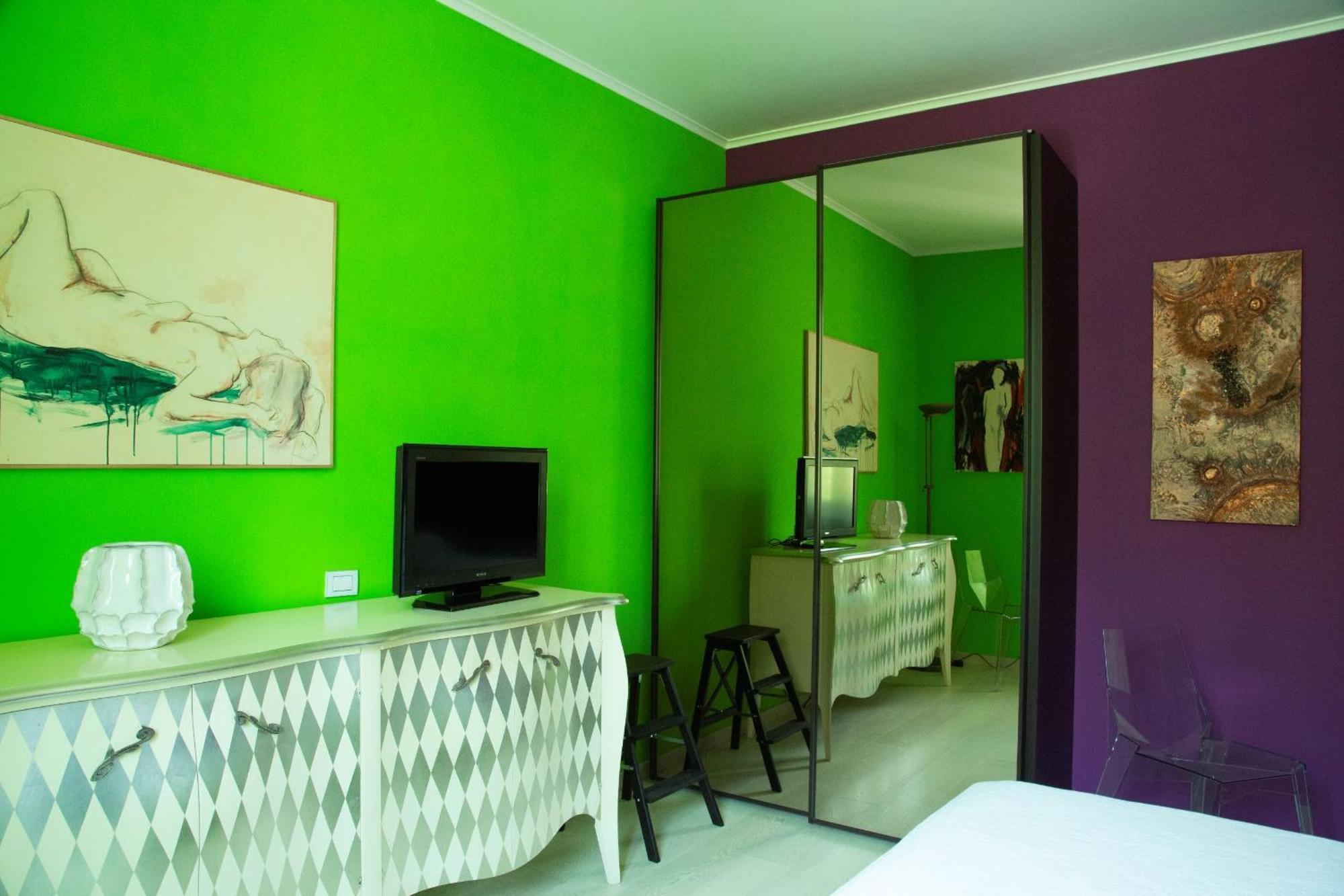 Violet House